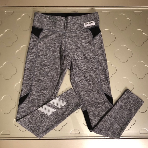 LAST CHANCE!!⭐️PINK Victorias Secret leggings - Picture 3 of 10